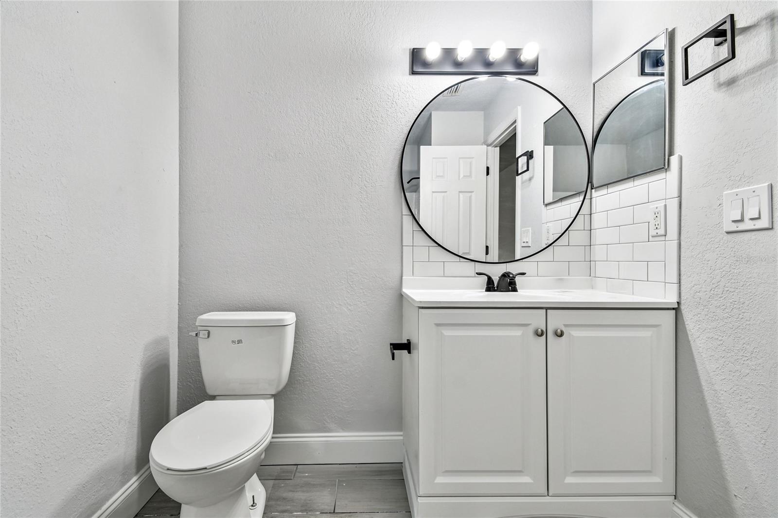 LAKE PARK - Residential