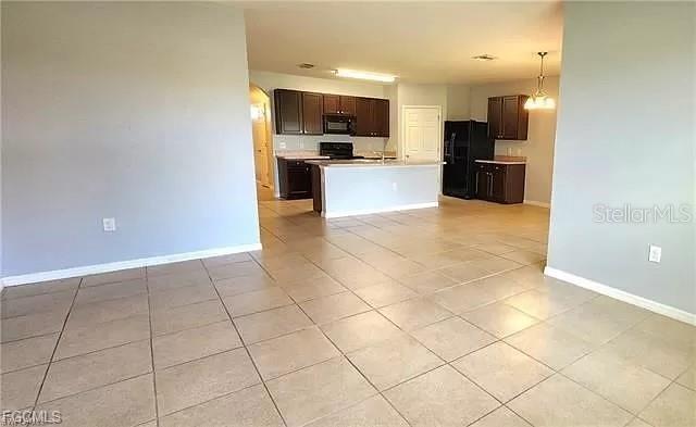 ENTRADA - Residential Lease