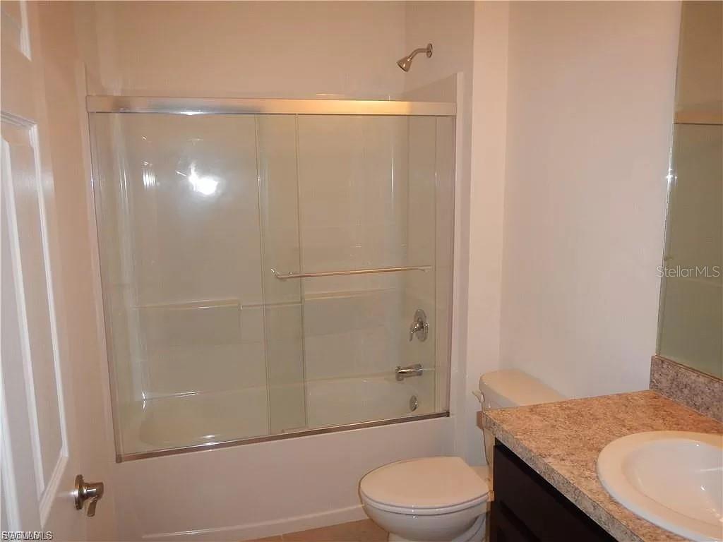 ENTRADA - Residential Lease