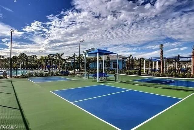 ENTRADA - Residential Lease