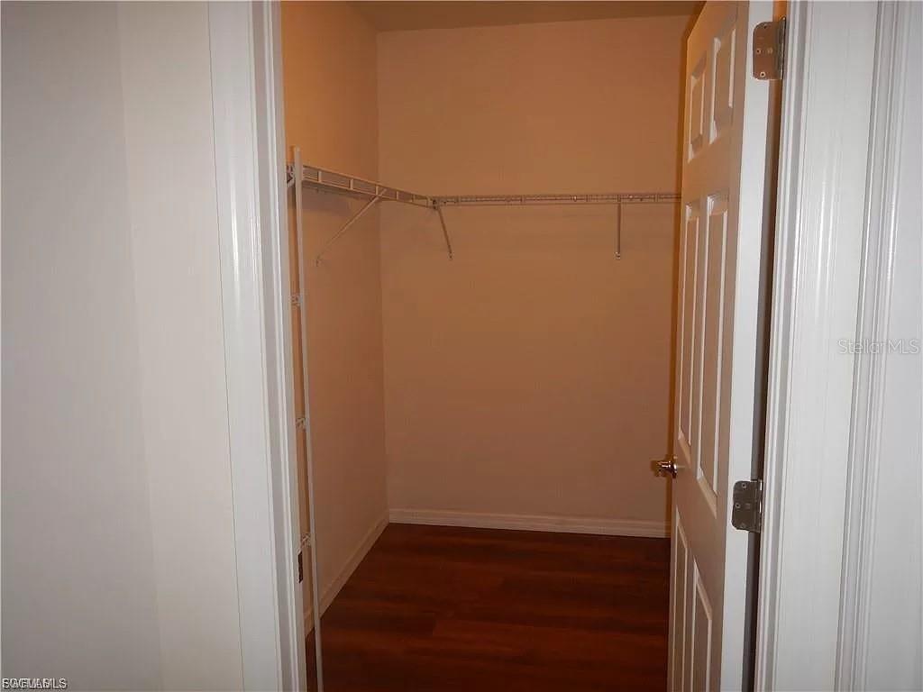 ENTRADA - Residential Lease