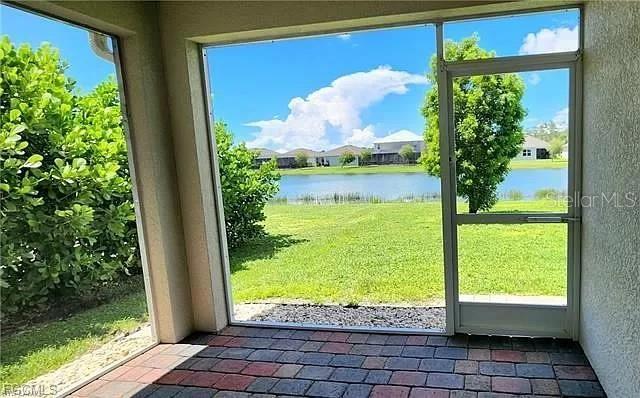 ENTRADA - Residential Lease