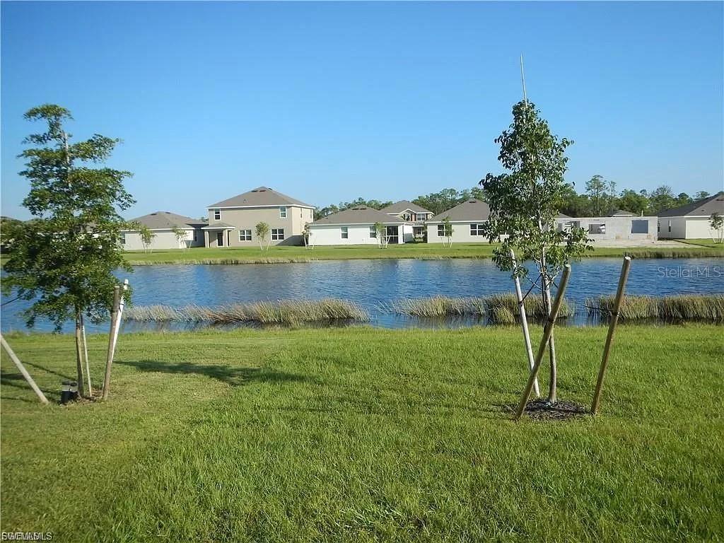 ENTRADA - Residential Lease