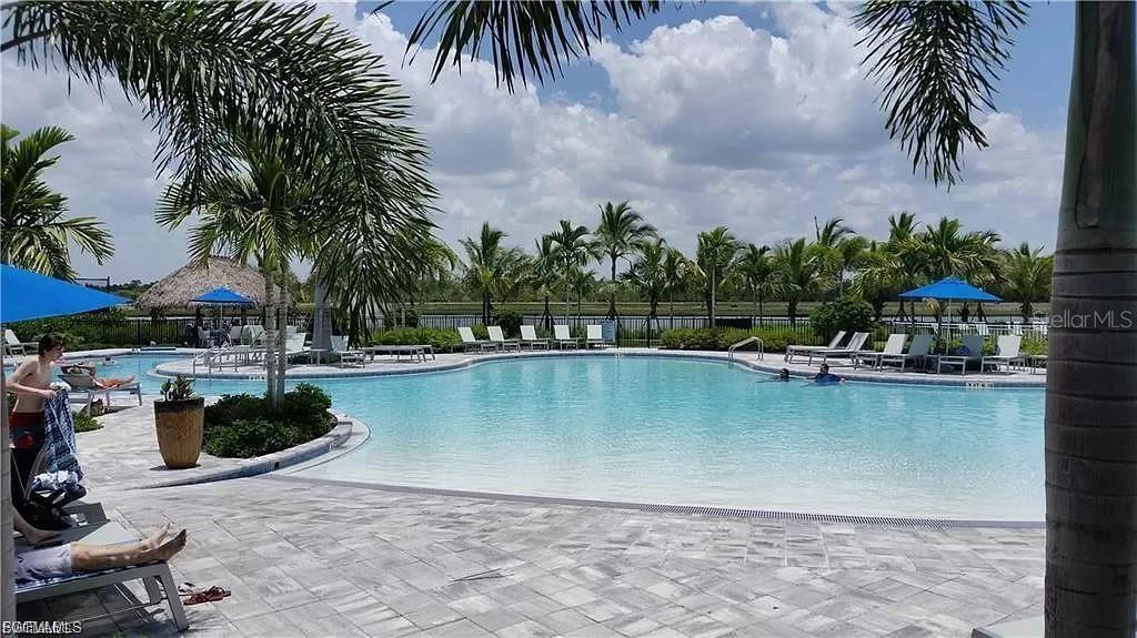 ENTRADA - Residential Lease