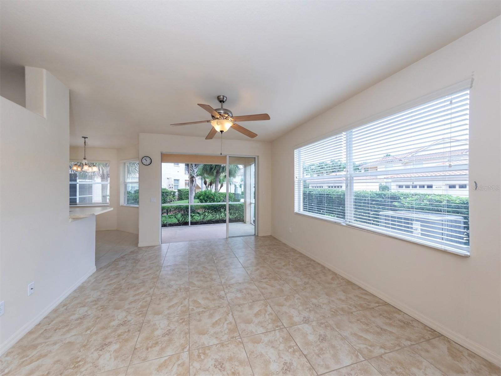 CASA DI AMICI - Residential Lease