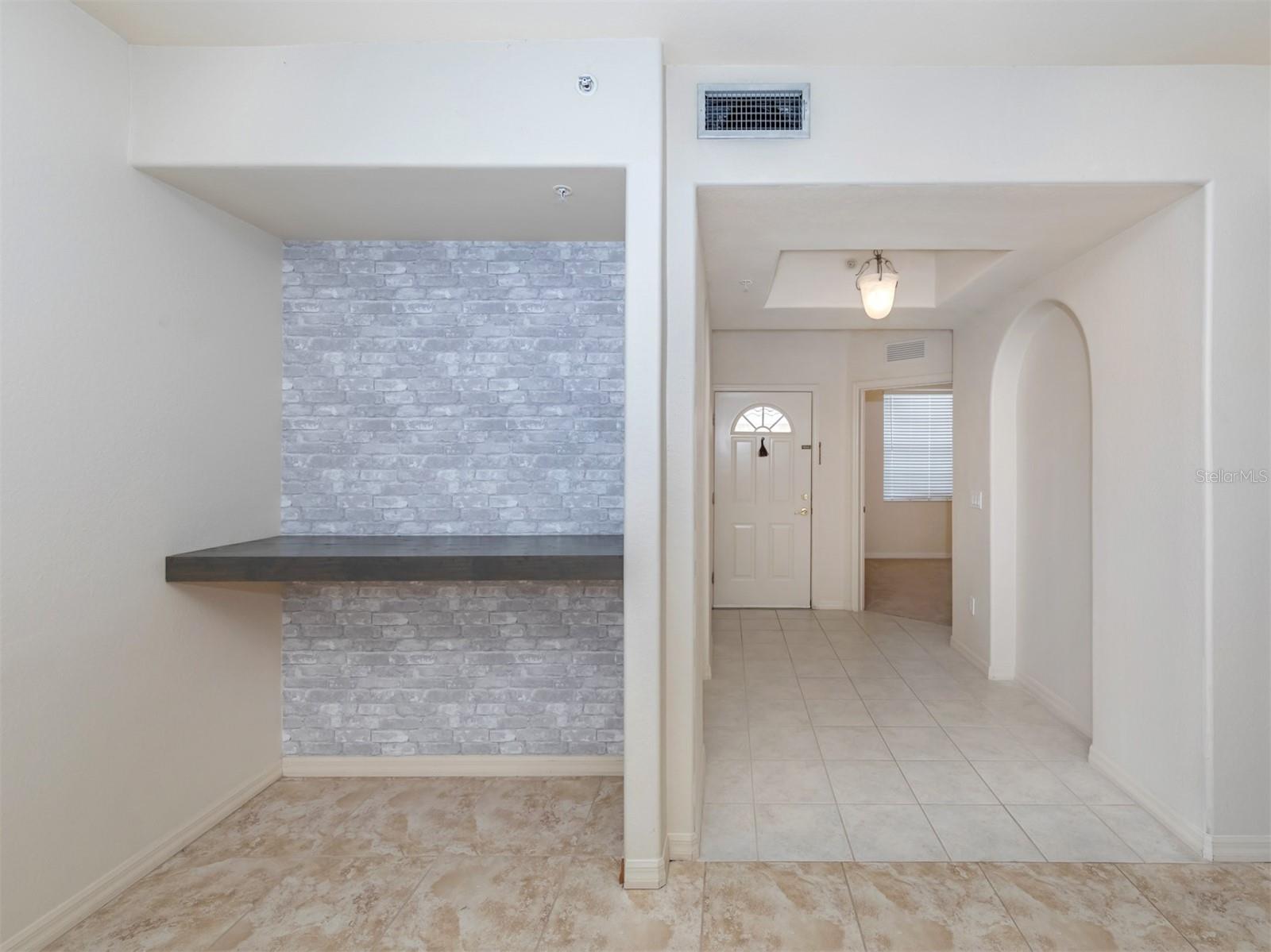 CASA DI AMICI - Residential Lease