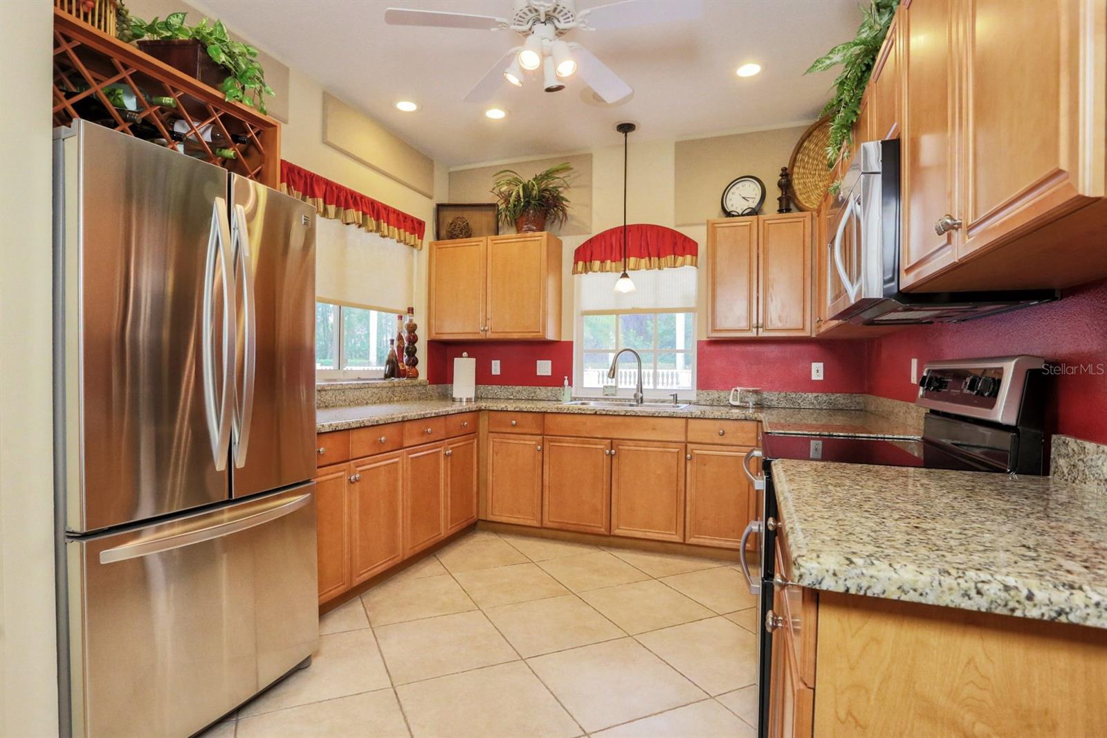 CASA DI AMICI - Residential Lease