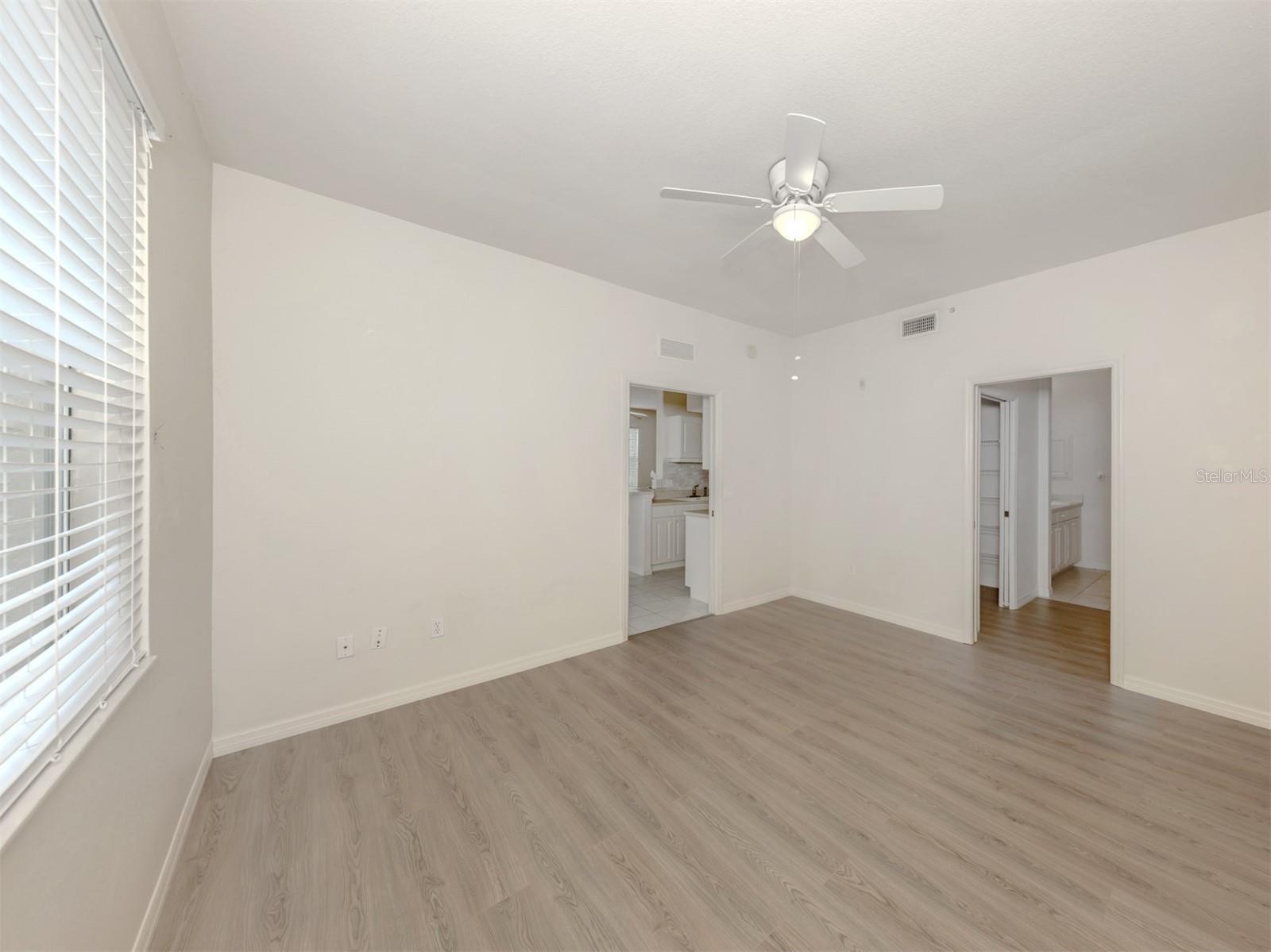 CASA DI AMICI - Residential Lease