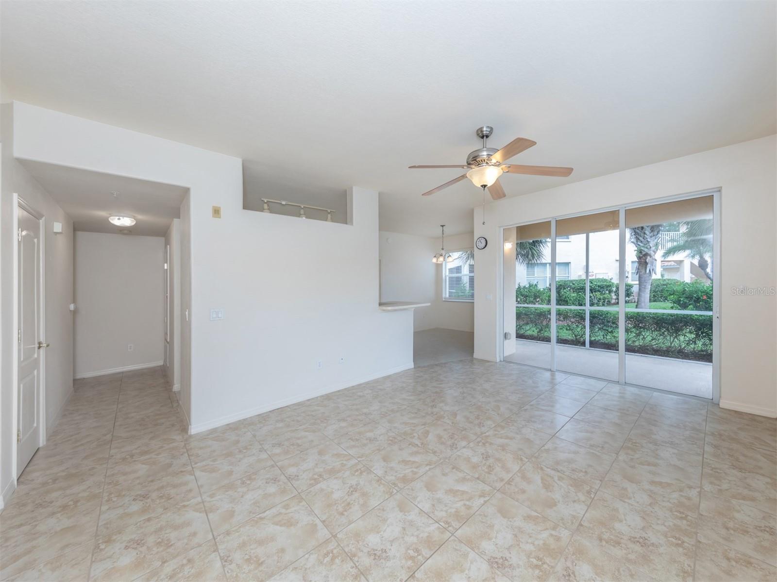 CASA DI AMICI - Residential Lease