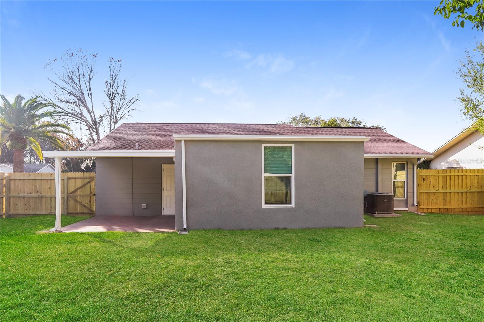 SEVEN SPGS HOMES - Residential Lease