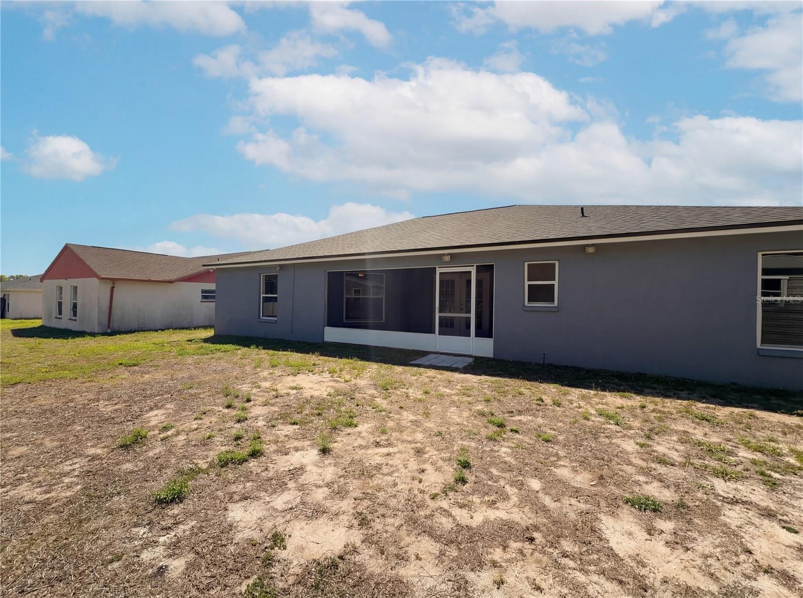 HAMPTON POINTE - Residential