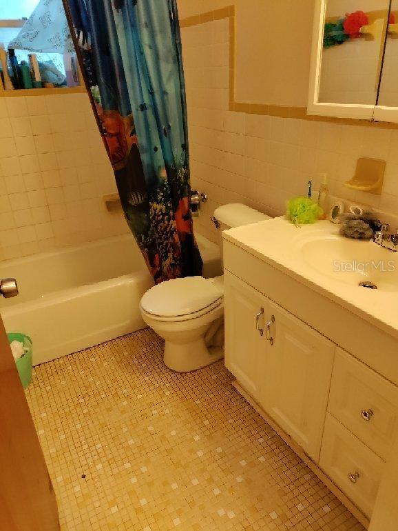 Florida Shores 01 - Residential