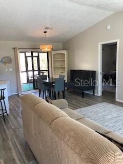 MOBILE CITY - Residential Lease