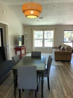 MOBILE CITY - Residential Lease