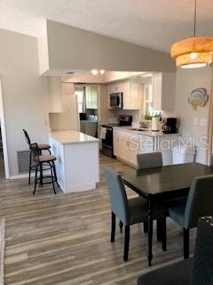 MOBILE CITY - Residential Lease