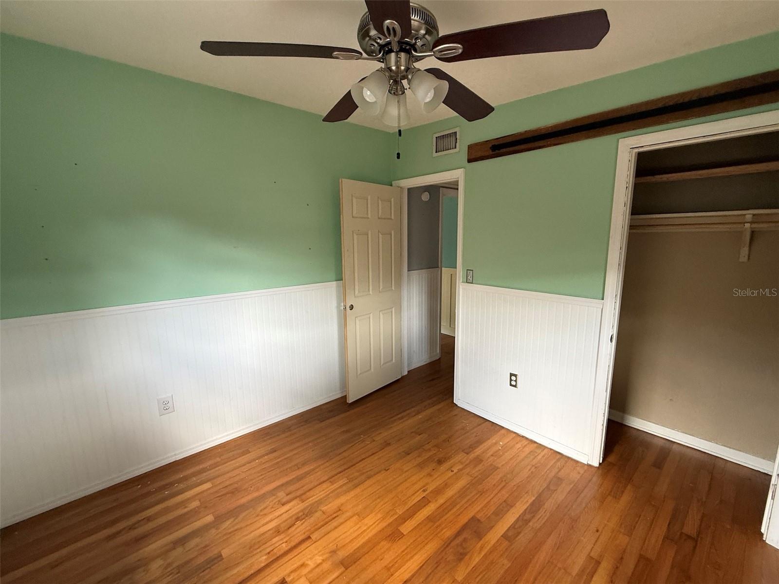 ORLANDO ACRES FIRST ADD - Residential