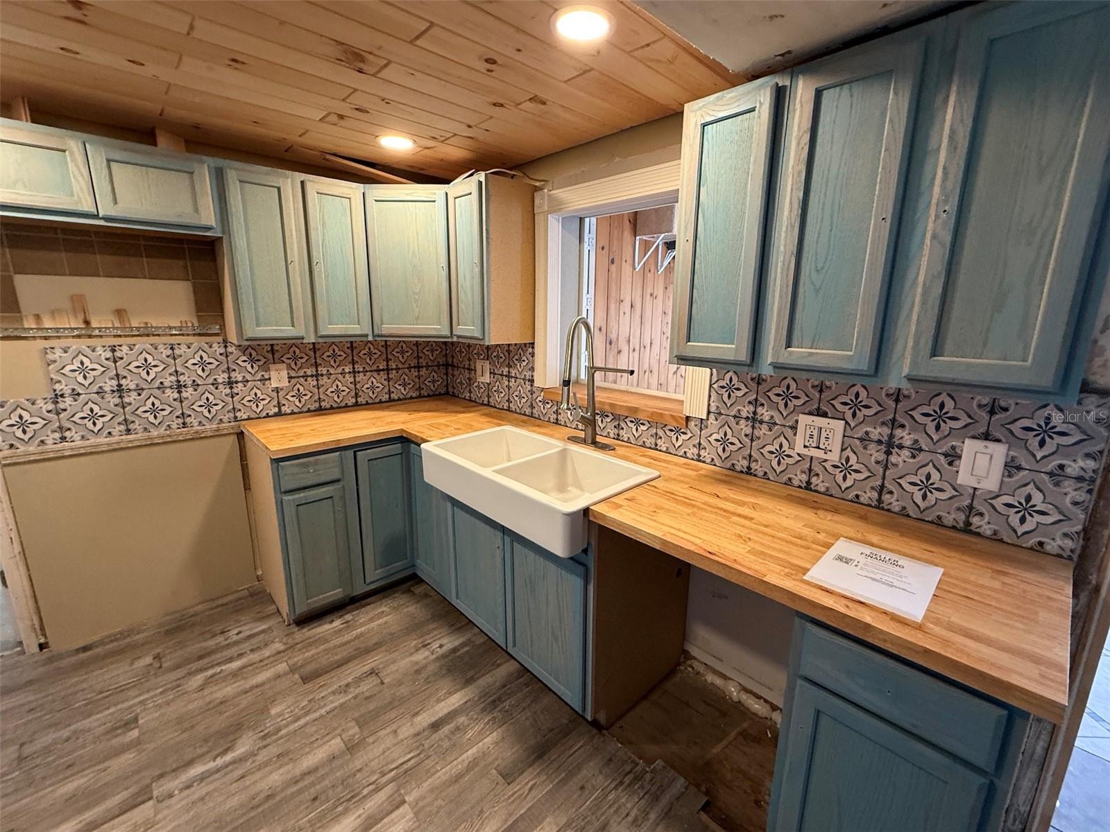 ORLANDO ACRES FIRST ADD - Residential