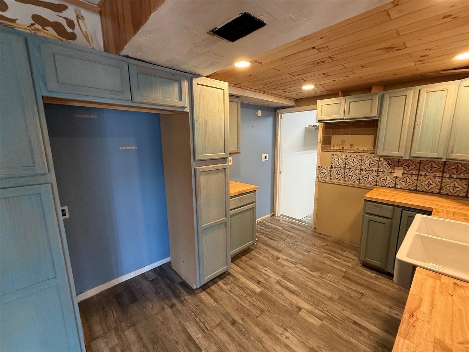 ORLANDO ACRES FIRST ADD - Residential