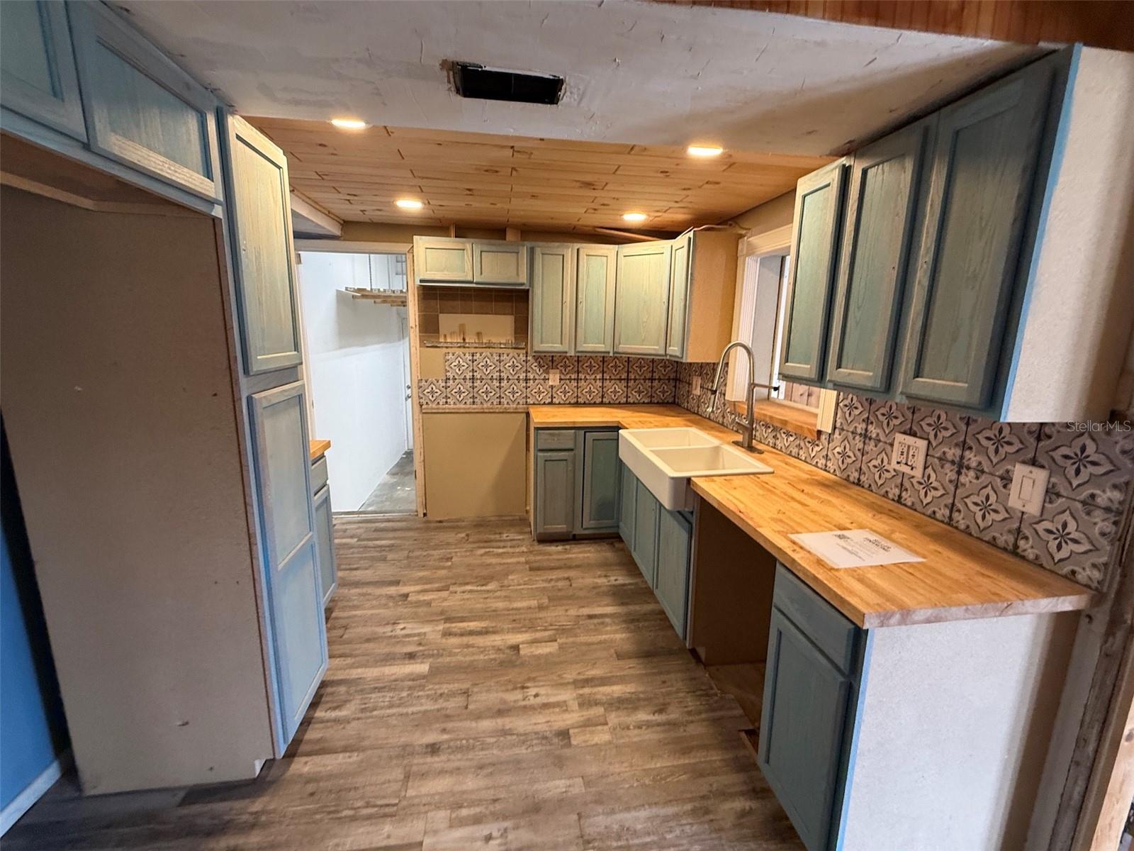 ORLANDO ACRES FIRST ADD - Residential