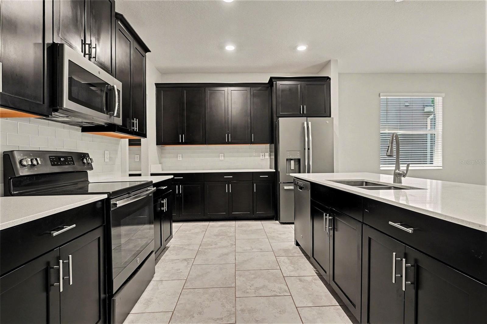 DRAYTON-PRESTON WOODS/PROVIDEN - Residential