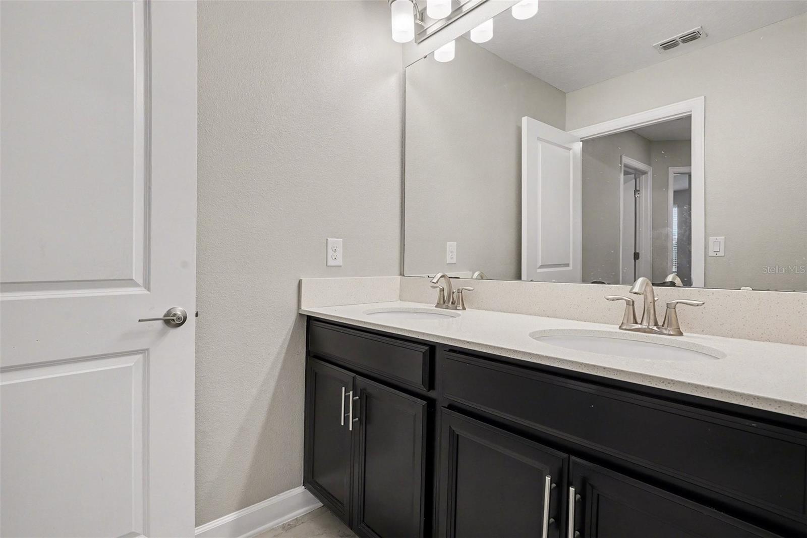 DRAYTON-PRESTON WOODS/PROVIDEN - Residential