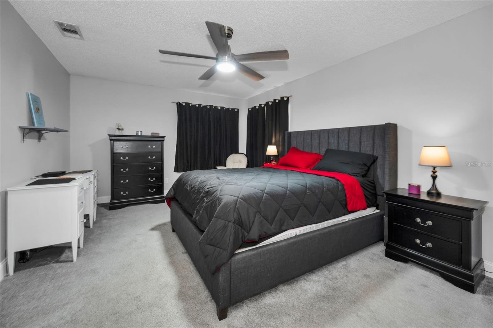 SHADOW OAKS - Residential