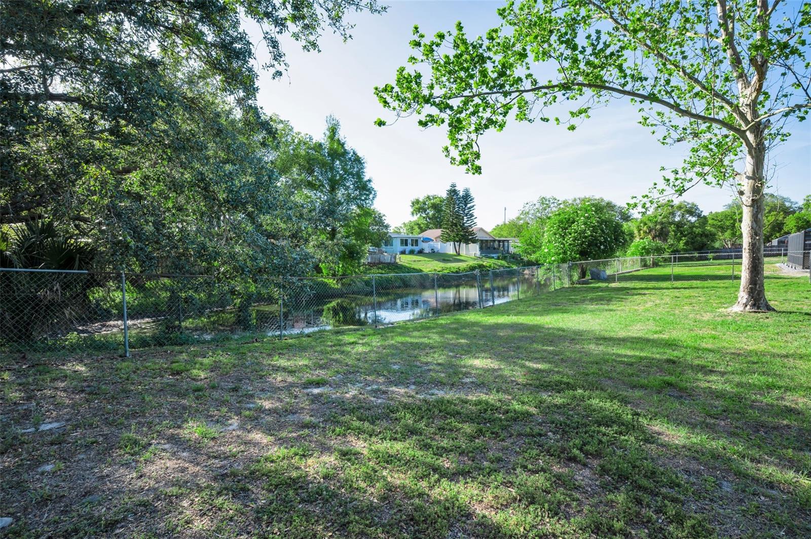 3011 SHADOW OAKS DRIVE