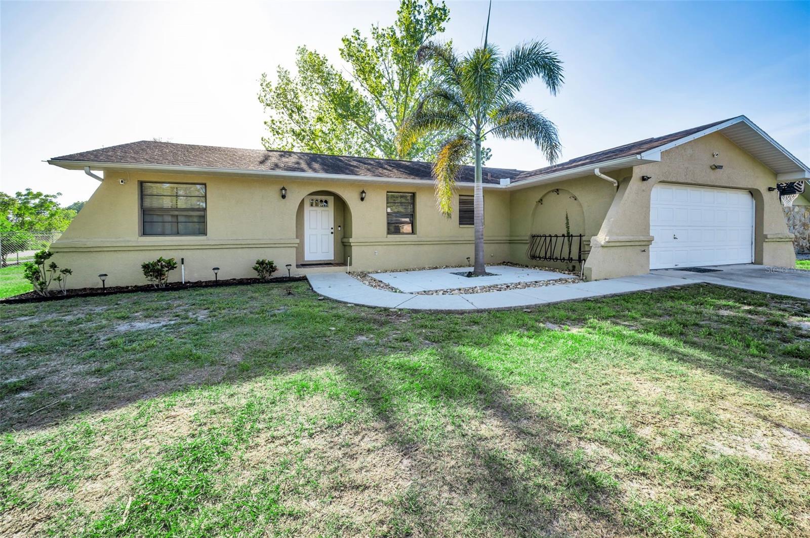 SHADOW OAKS - Residential