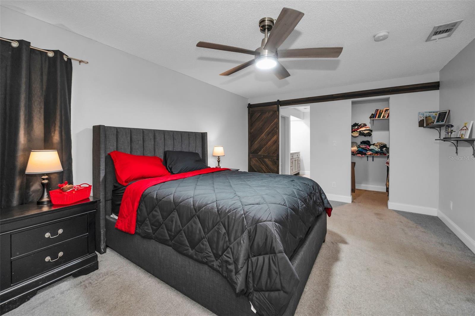 SHADOW OAKS - Residential