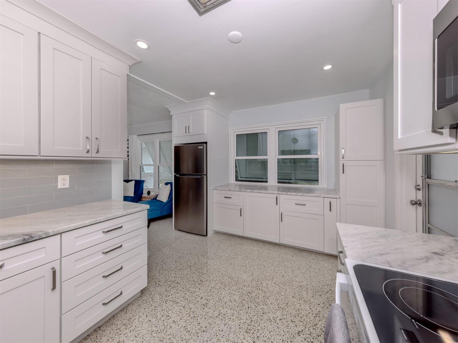 SOUTH VENEZIA PARK - Residential