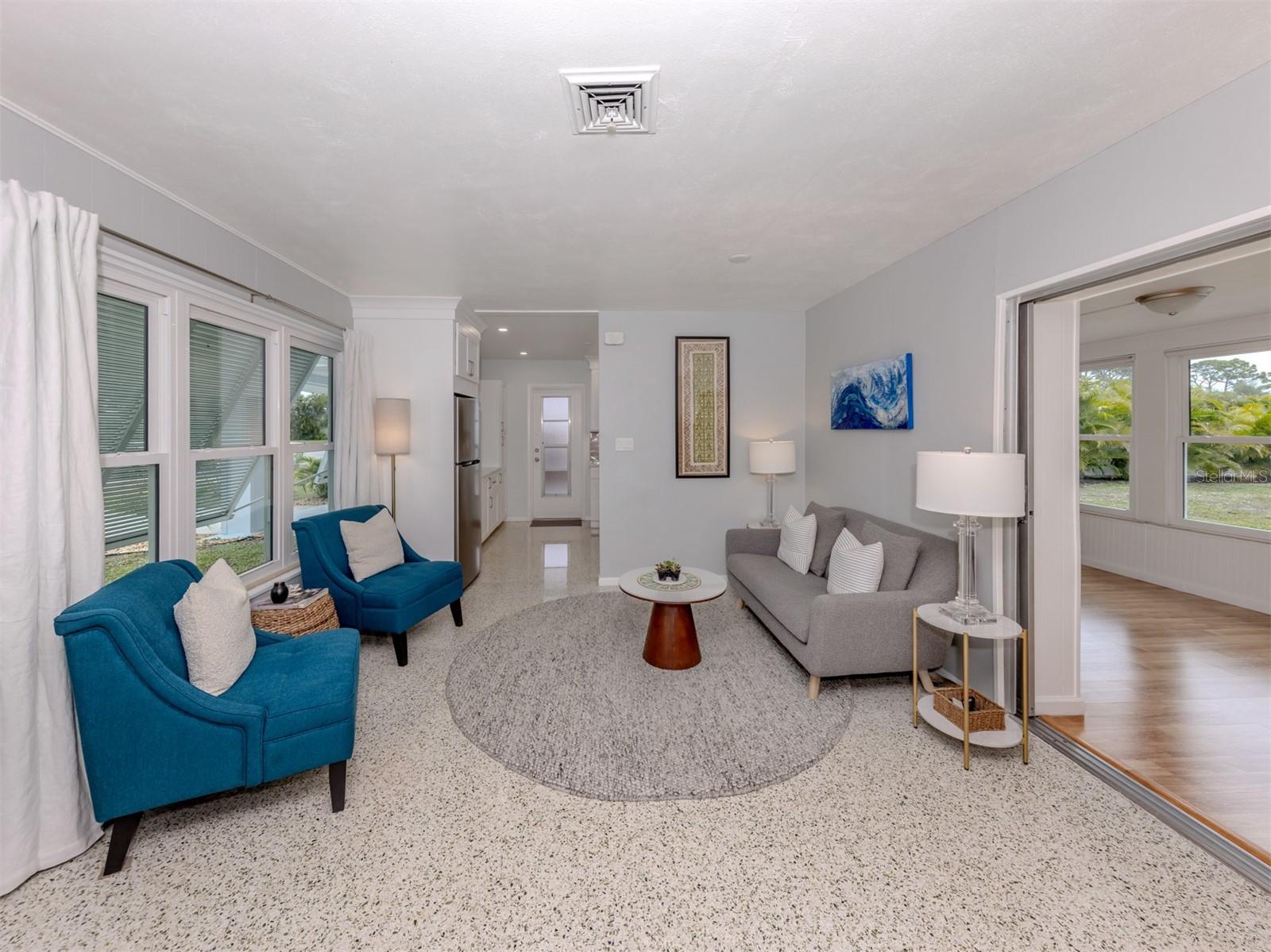 SOUTH VENEZIA PARK - Residential