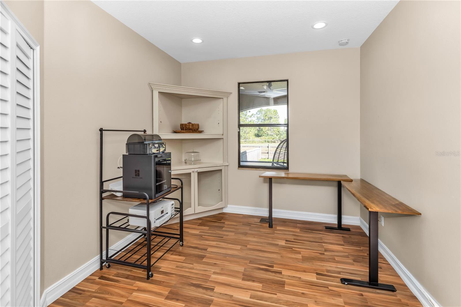 WEDGEFIELD - Residential