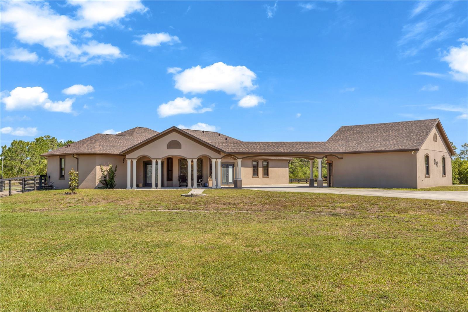 WEDGEFIELD - Residential