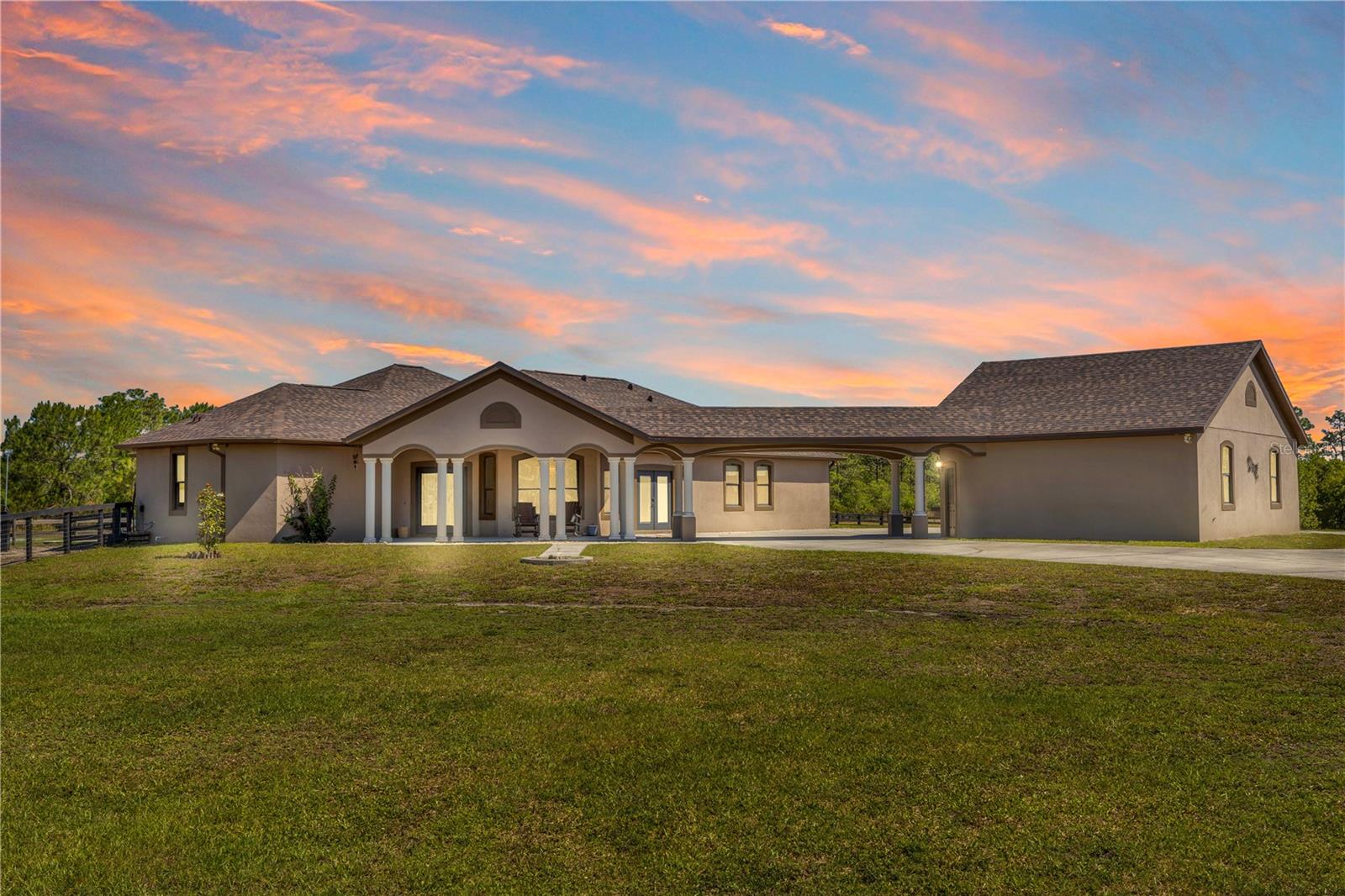 WEDGEFIELD - Residential