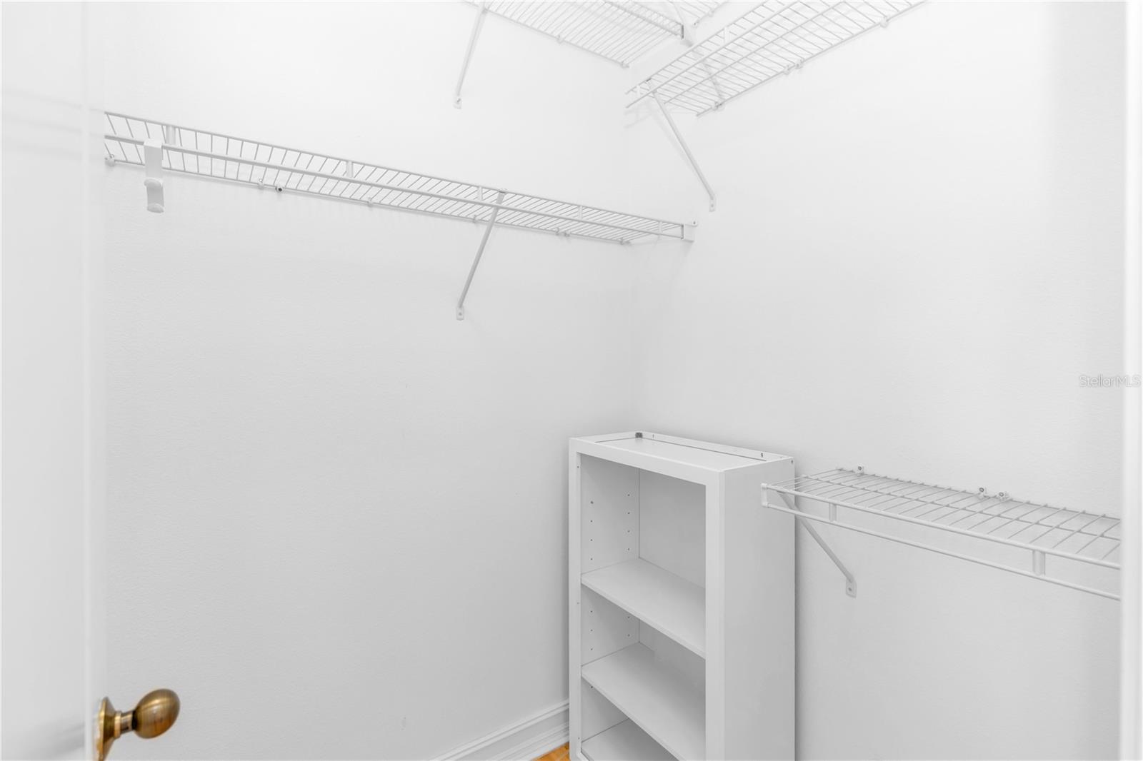 WEDGEFIELD - Residential
