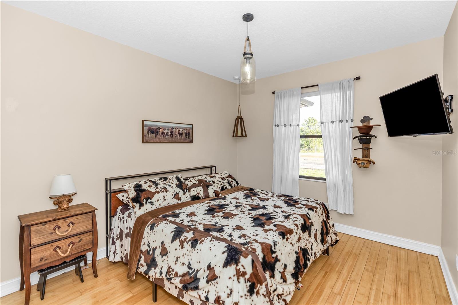 WEDGEFIELD - Residential