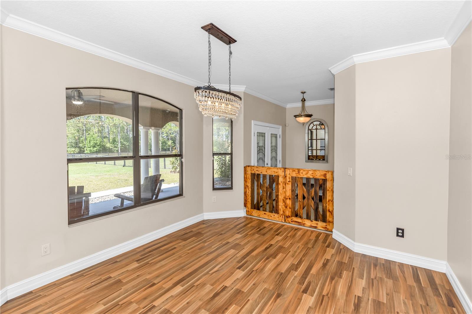 WEDGEFIELD - Residential