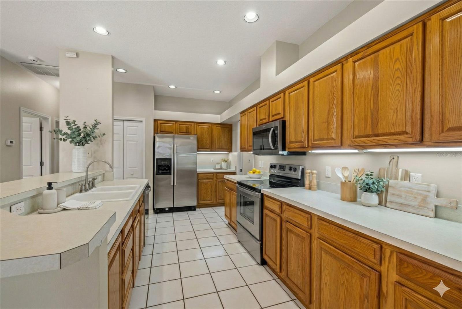 WOODRIDGE - Residential