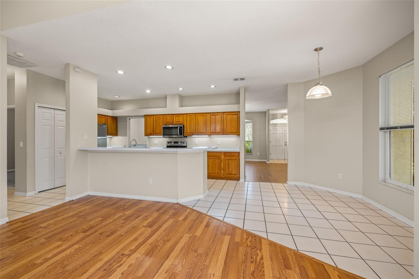 WOODRIDGE - Residential