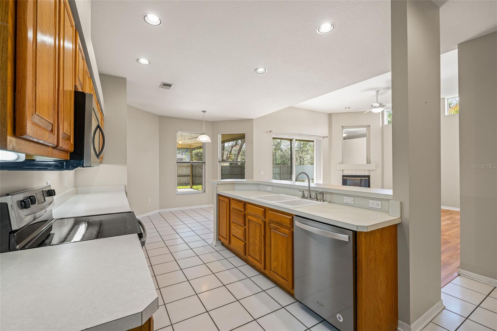 WOODRIDGE - Residential