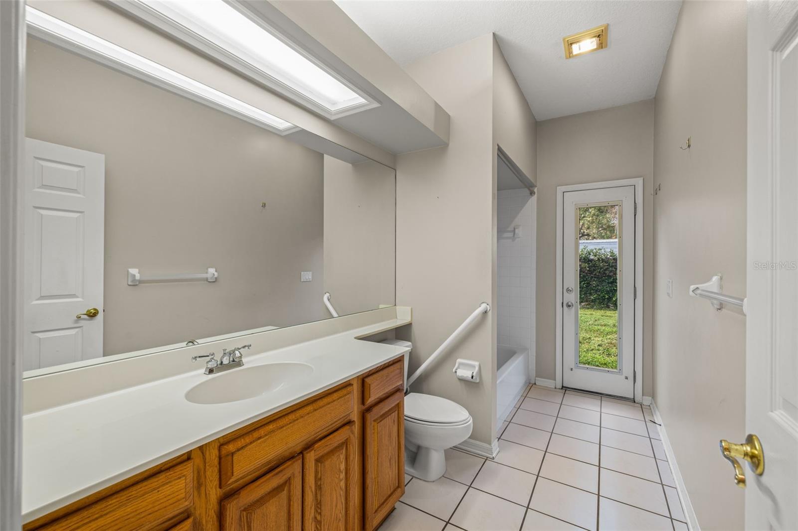 WOODRIDGE - Residential