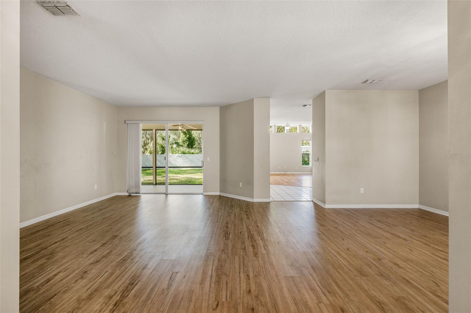 WOODRIDGE - Residential