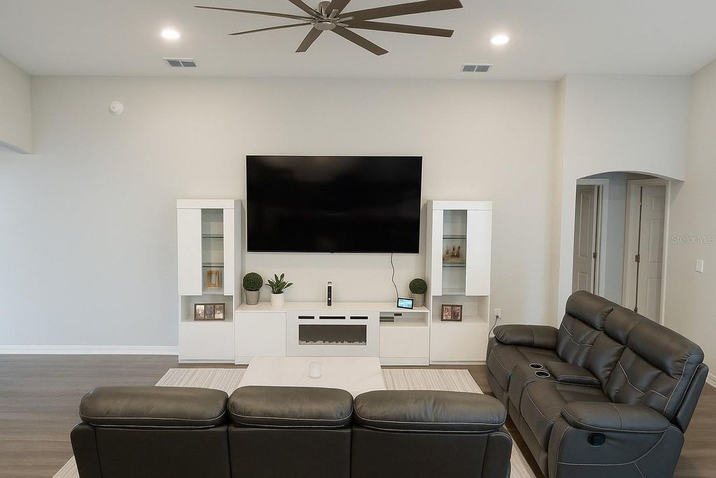 Photo of 621 Vittorio Drive, Winter Haven, FL 33884 (MLS # S5129960)