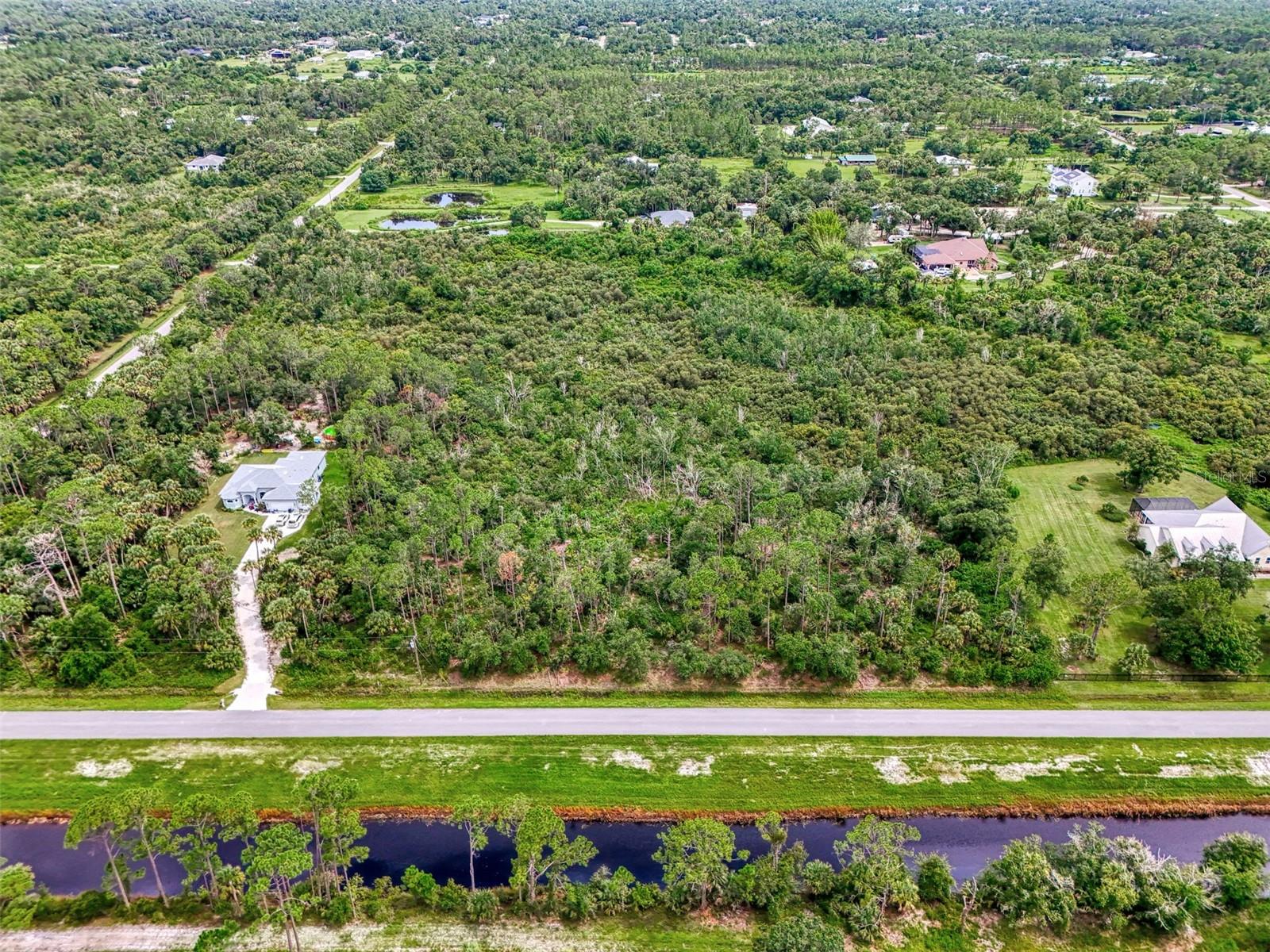 NORTH PORT CHARLOTTE ESTATES ADD 01 - Land