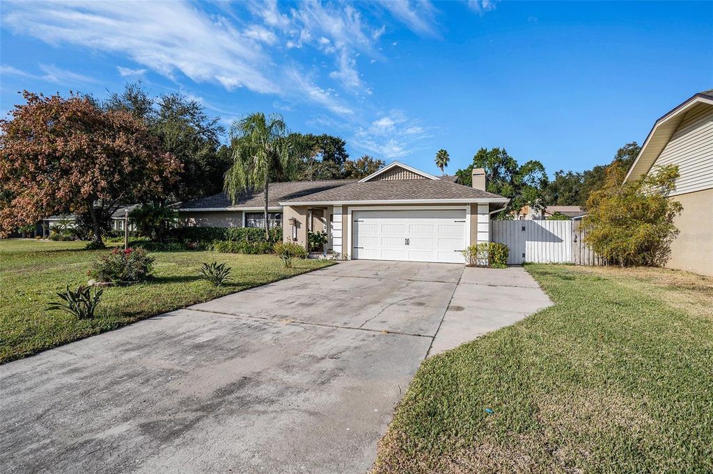Photo of 202 Running Horse Road, Seffner, FL 33584 (MLS # TB8451126)
