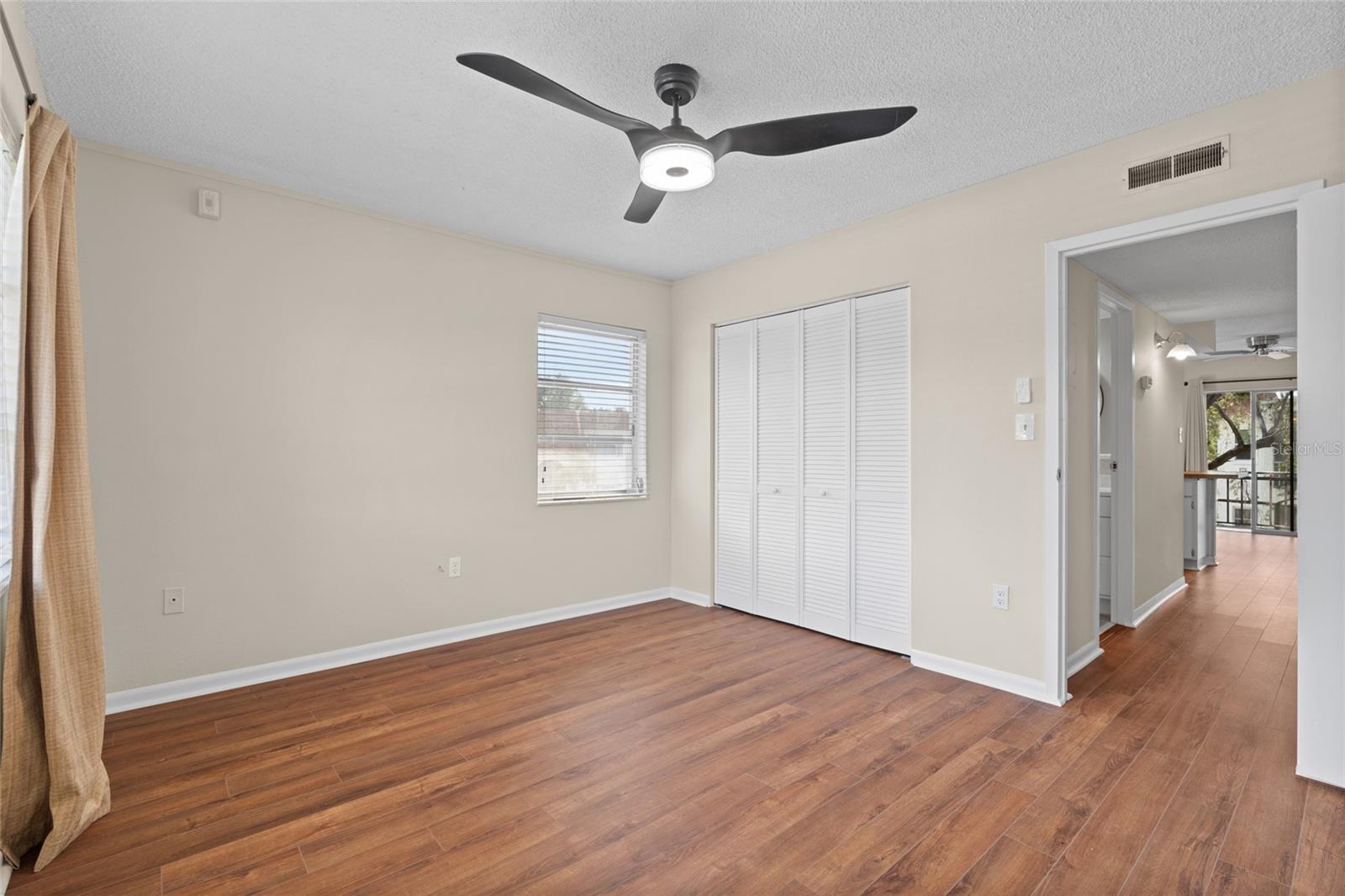TRADEWINDS CONDO - Residential