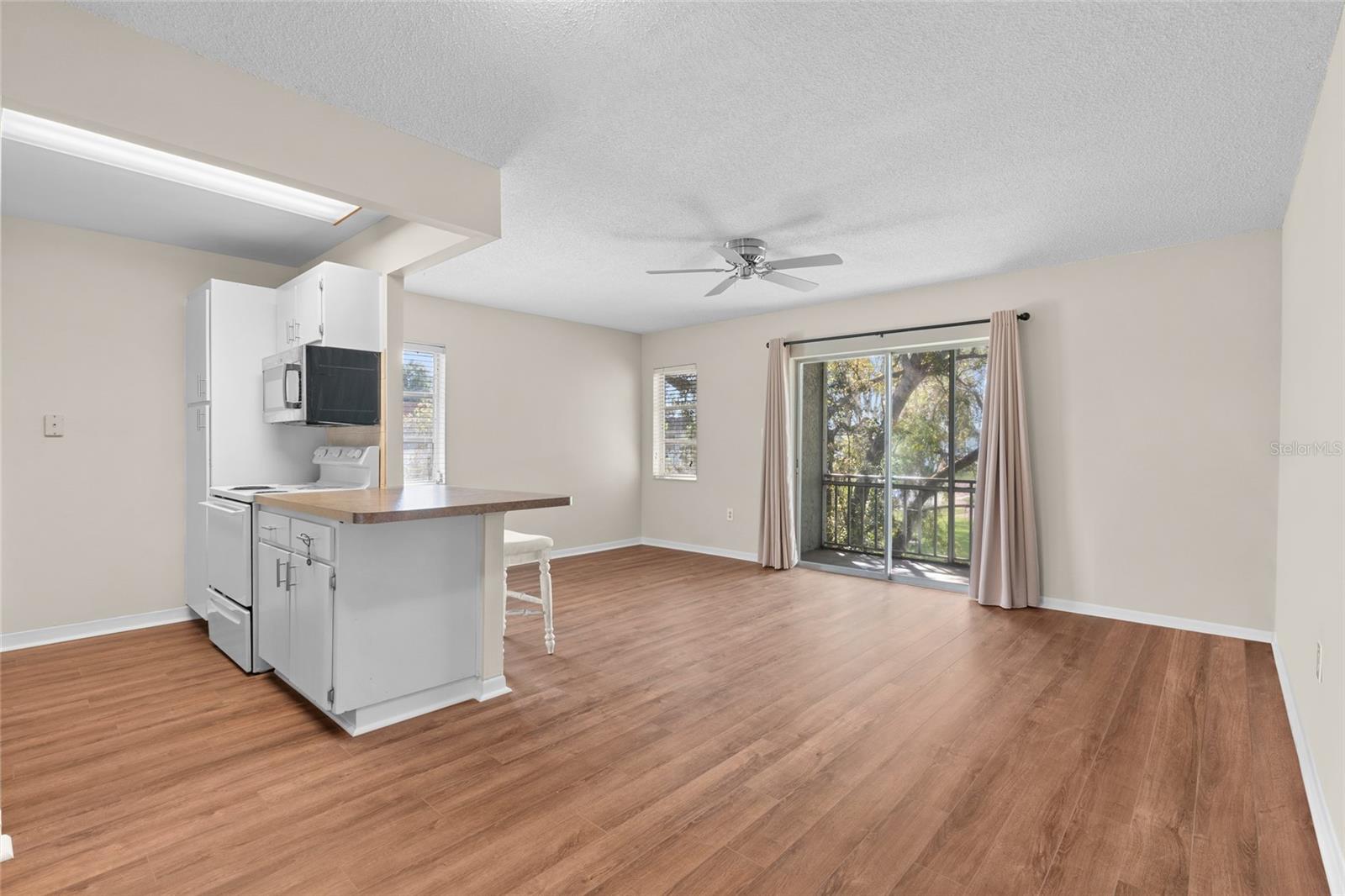 TRADEWINDS CONDO - Residential