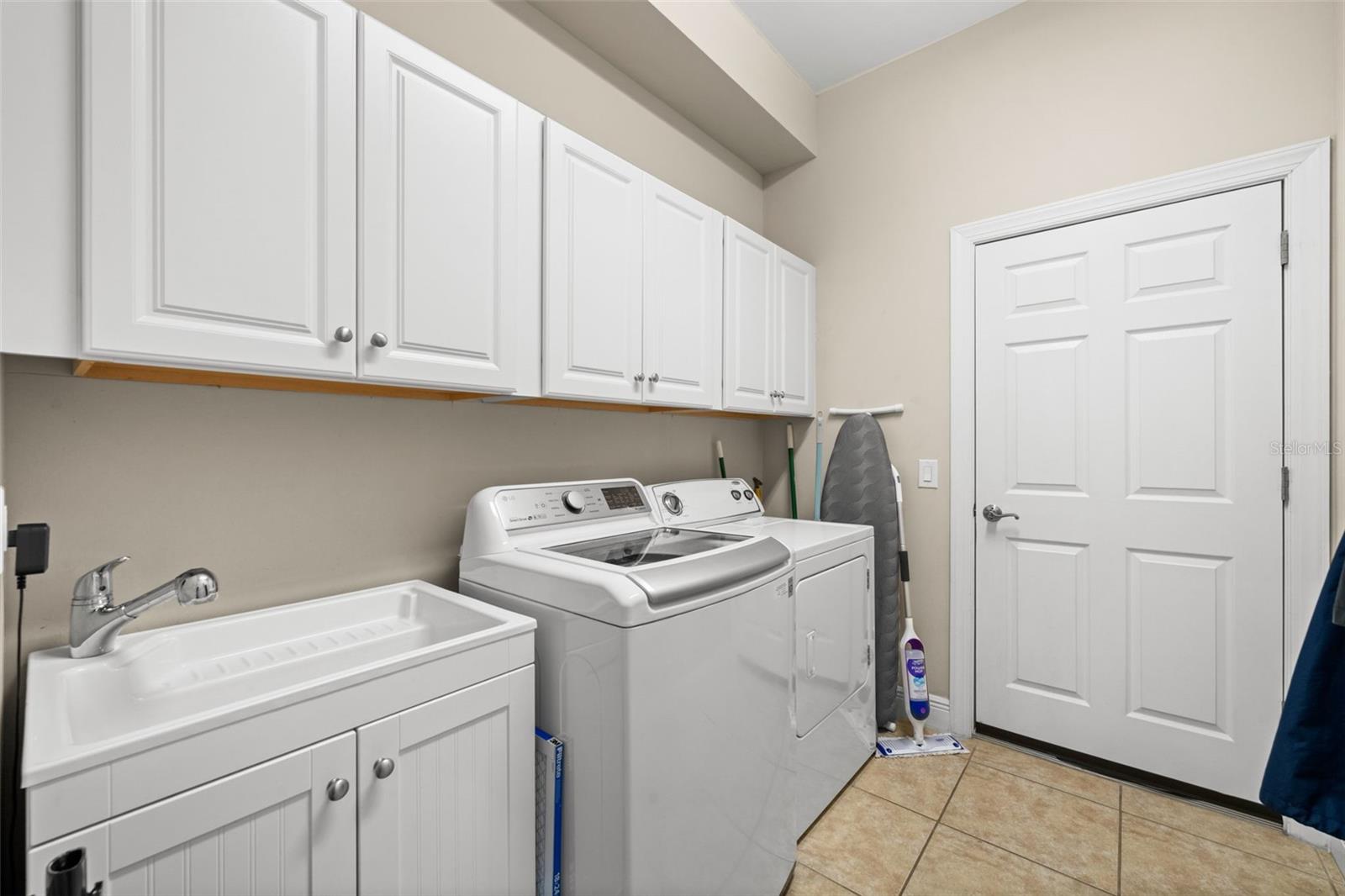 HAMPTON PK/GATEWAY PH 2 - Residential