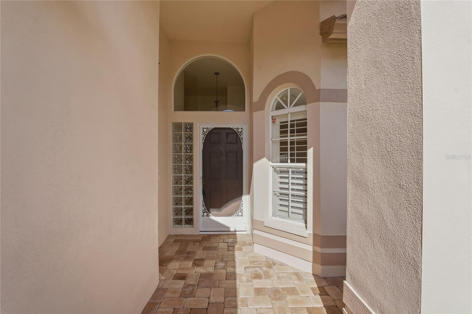 1160 LINDENWOOD DRIVE