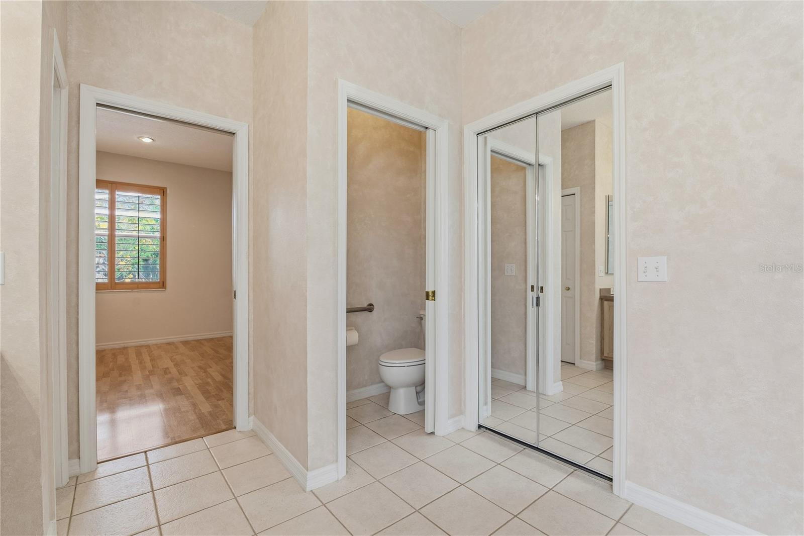 CRESCENT OAKS COUNTRY CLUB COVENTRY PH 6 - Residential